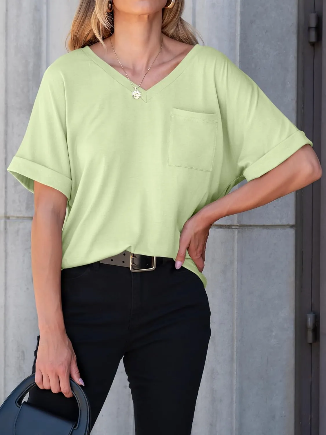 ANRABESS Women T Shirts Oversized Short Sleeve V Neck 2025 Summer Casual Loose Tops Basic Tee Shirts Outfits with Pocket