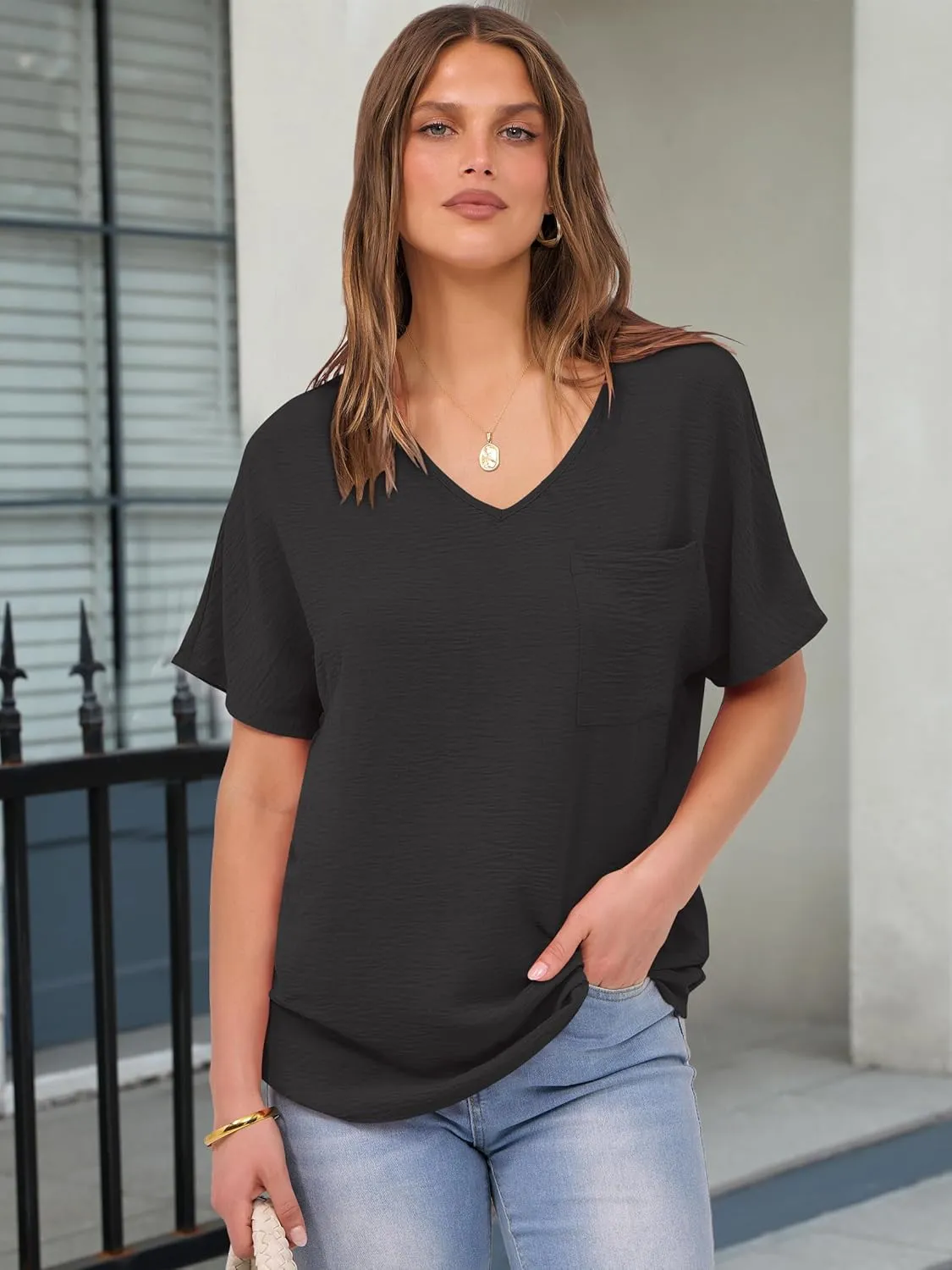 ANRABESS Women's Oversized T Shirts Summer Tops Short Sleeve V Neck Casual Loose Fit Textured Blouses 2025 Trendy Tee Shirt