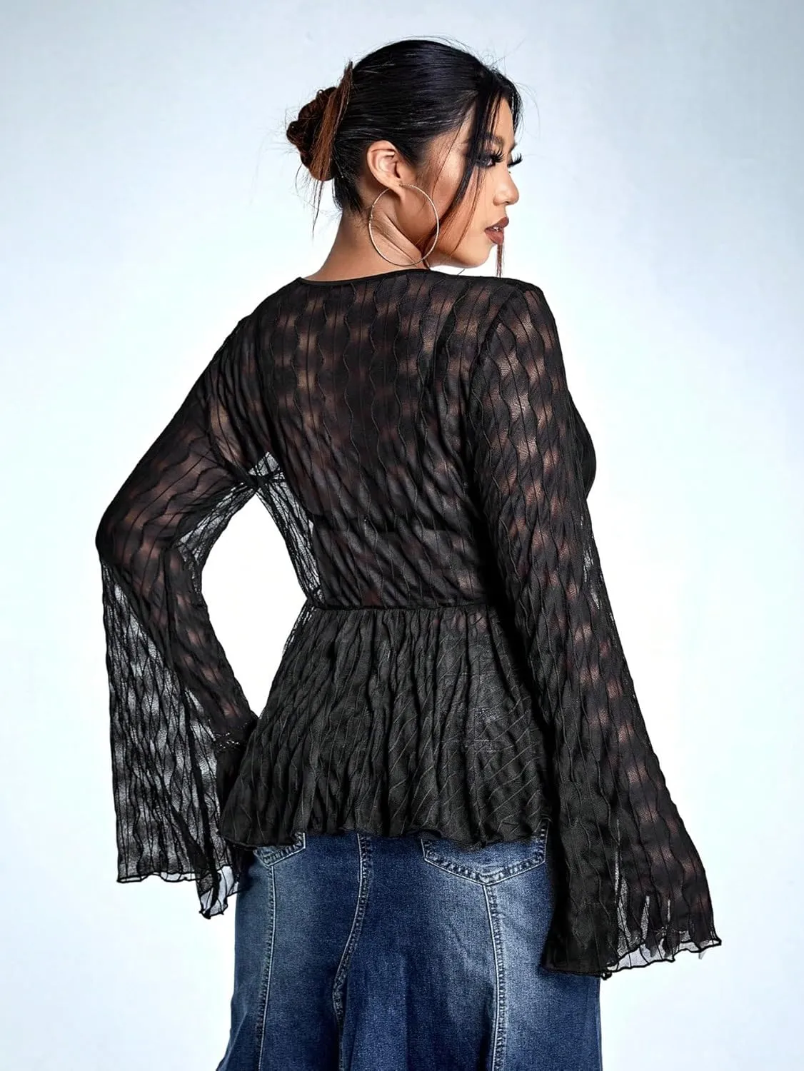 Floerns Women's Plus Size Flare Sleeve Tie Front Tops Ruffle Hem V Neck Tee Shirts