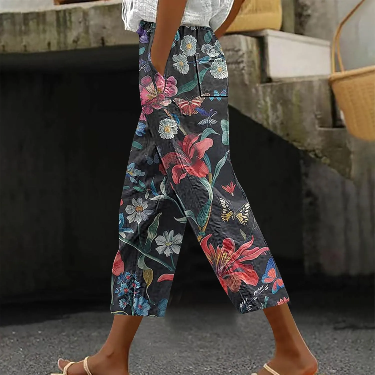 Mzkdieey Womens Capri Pants Summer Floral Print Wide Leg Harem Pants Drawstring High Waisted Cropped Trousers with Pockets
