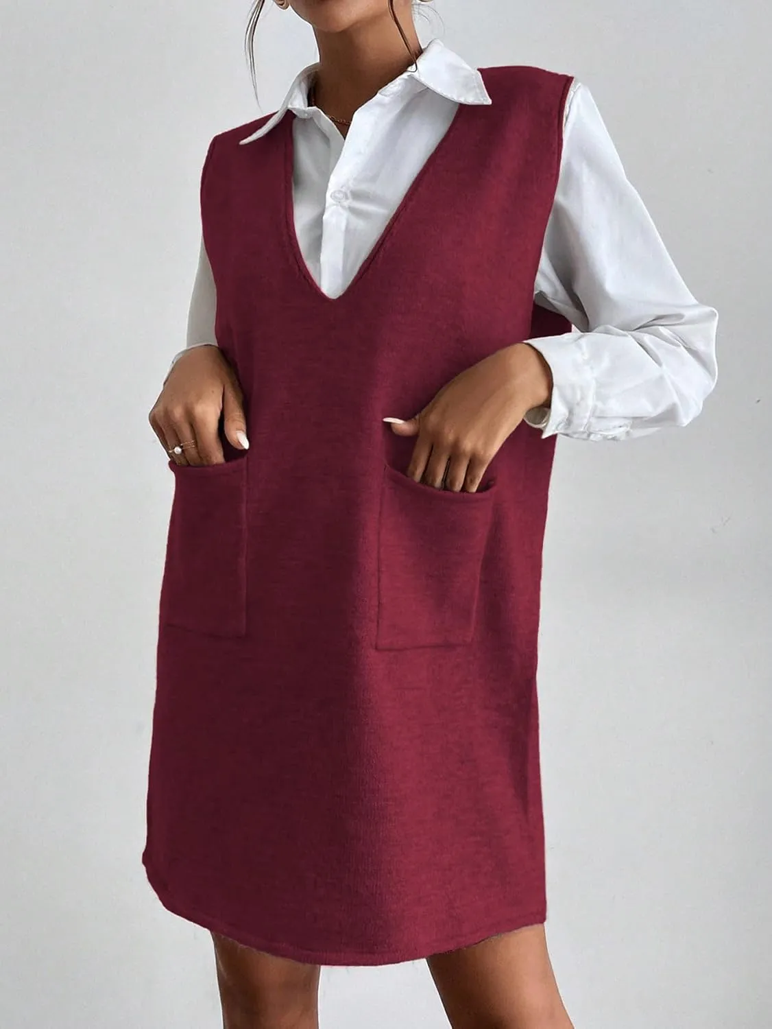 OYOANGLE Women's V Neck Sleeveless Knitted Solid Short Sweater Dress with Pockets