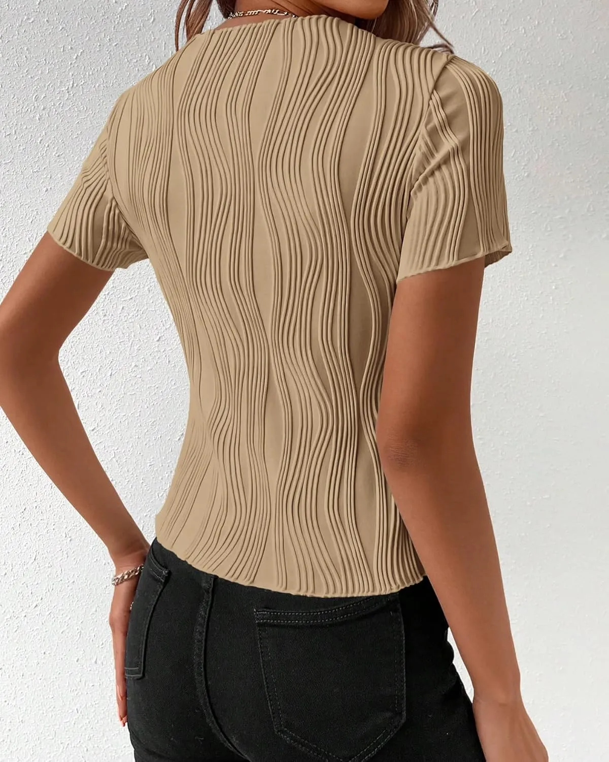 PRETTYGARDEN Women's Summer Tops 2025 Casual Short Sleeve Crewneck Slim Fit T Shirts Basic Knit Y2K Top Textured Blouse