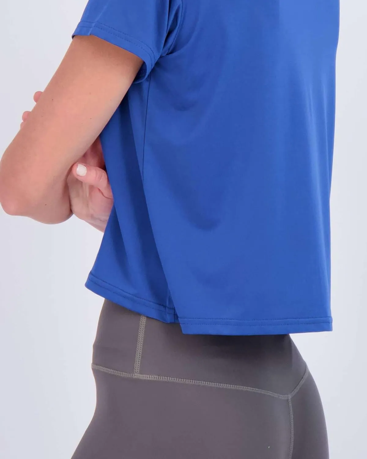 Real Essentials 5 Pack: Women's Dry Fit Crop Top - Short Sleeve Crew Neck Stretch Athletic Tee (Available in Plus Size)