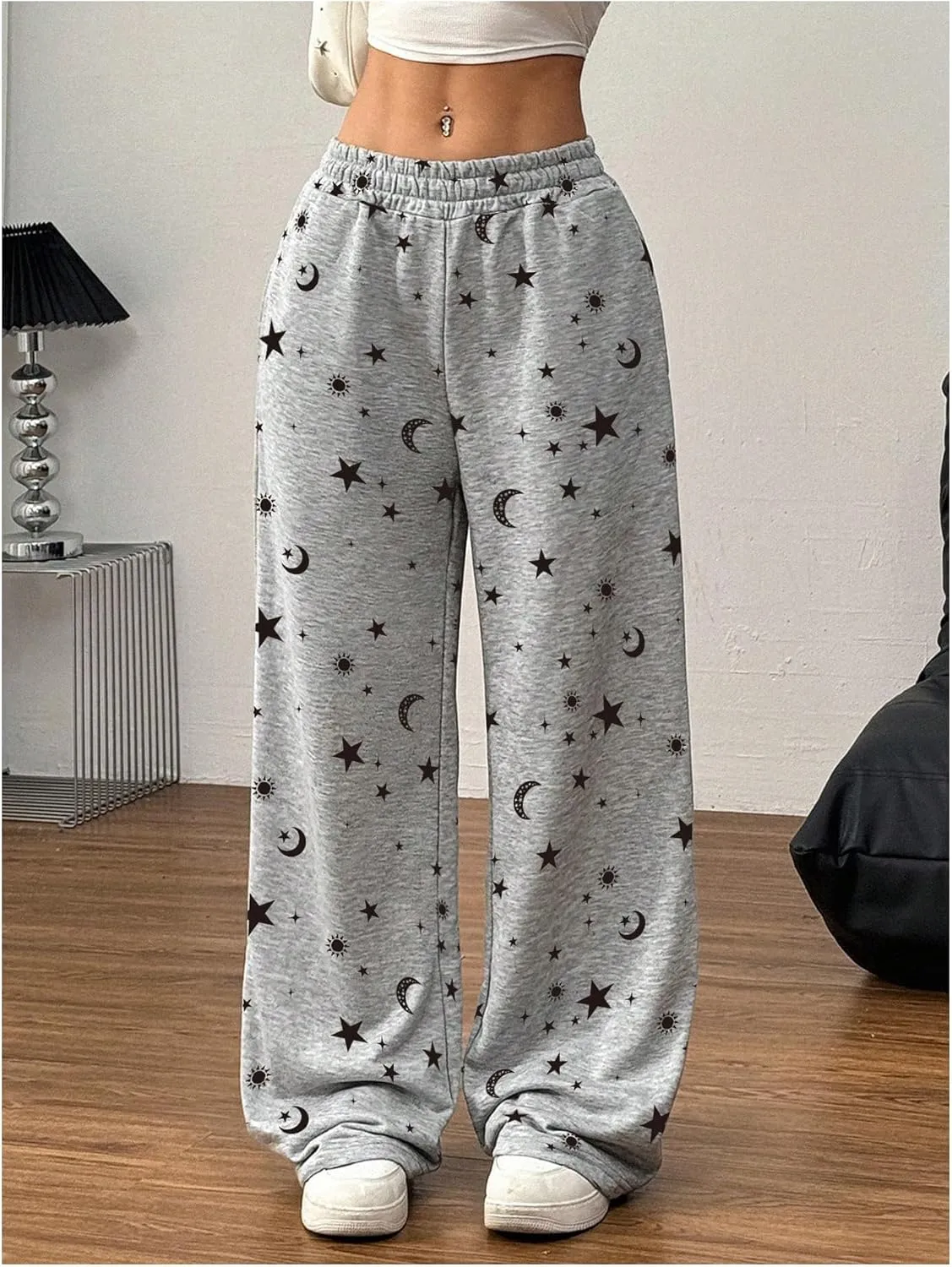 SweatyRocks Women's Star Graphic Wide Leg Sweatpants Elastic High Waisted Y2K Pants