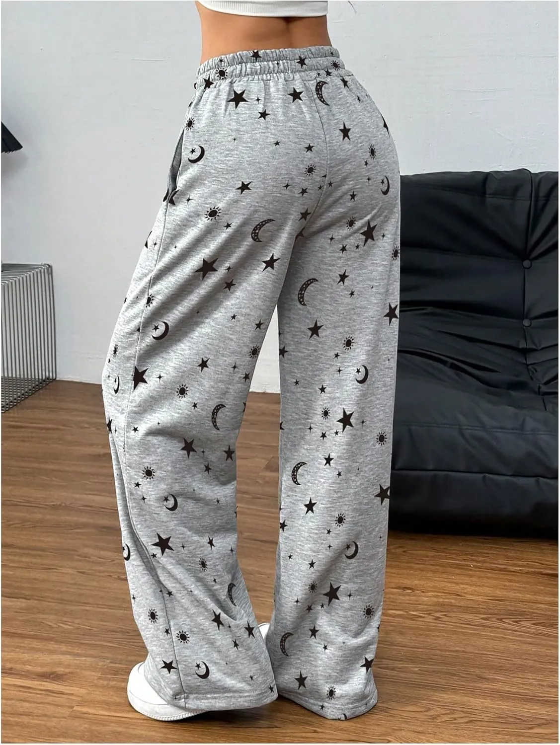 SweatyRocks Women's Star Graphic Wide Leg Sweatpants Elastic High Waisted Y2K Pants
