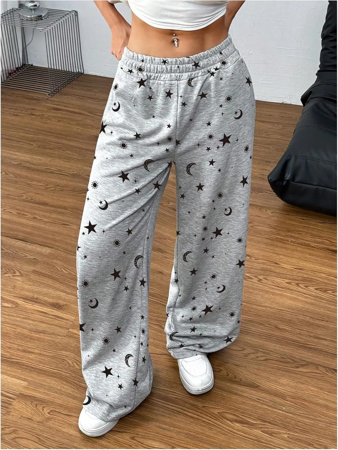 SweatyRocks Women's Star Graphic Wide Leg Sweatpants Elastic High Waisted Y2K Pants
