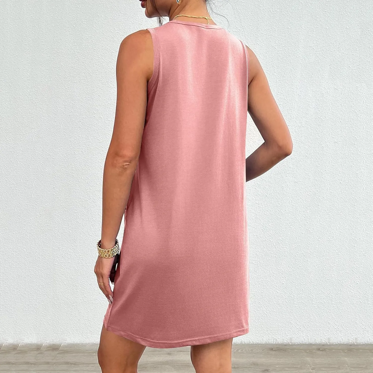 Tank Dresses for Women 2025 Summer Sleeveless Mini Dress with Pockets Beach Vacation Crew Neck Loose Flowy Sundress