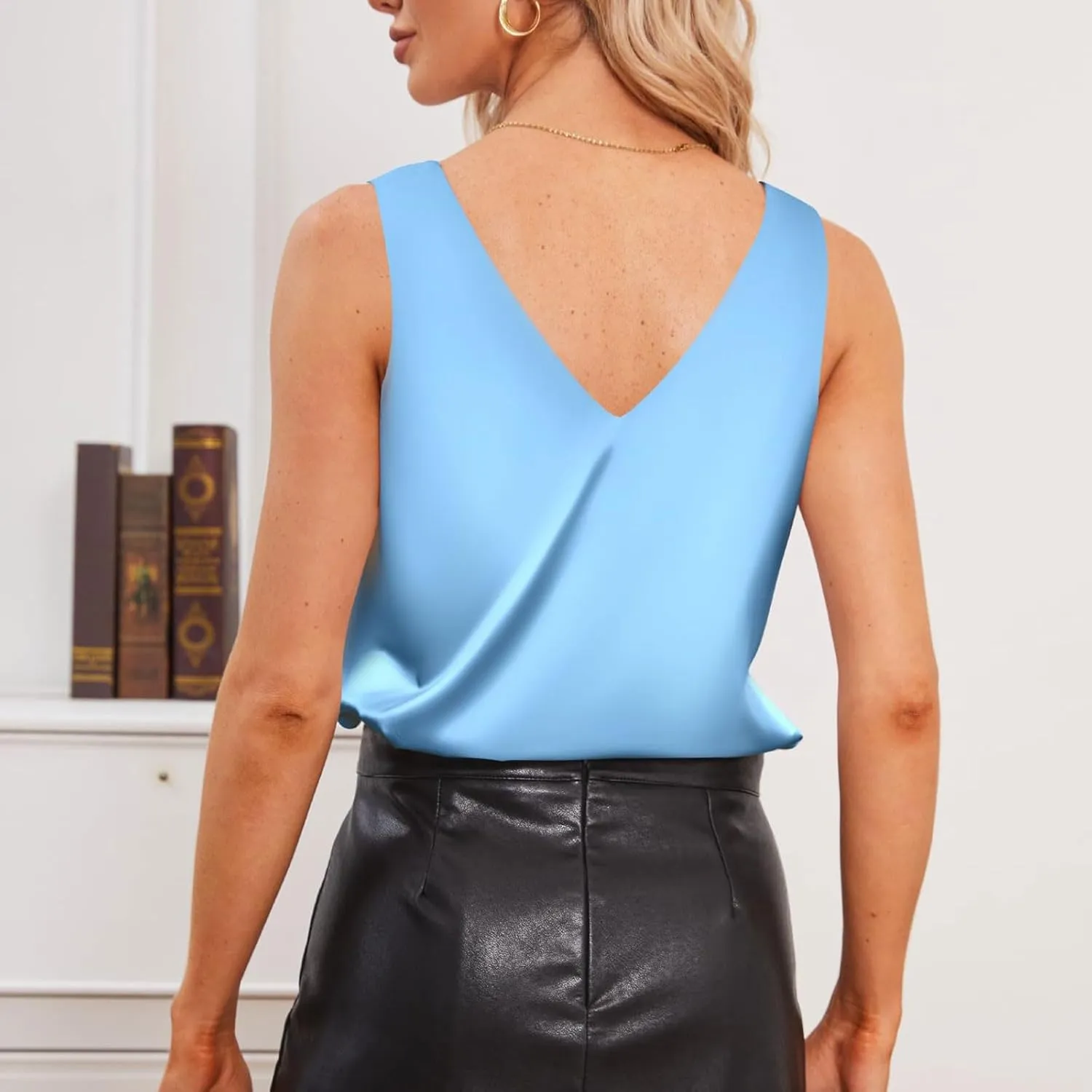 Womens Satin V Neck Lace Trim Buttoned Cami Spaghetti Strap Camisole Sleeveless Tank Tops Business Tops Summer Blouses Casual